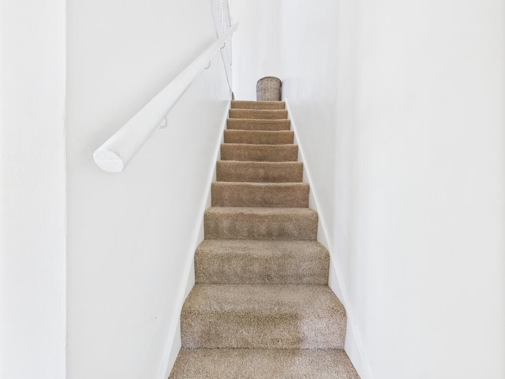 CAM03729G0-PR0092-STILL013