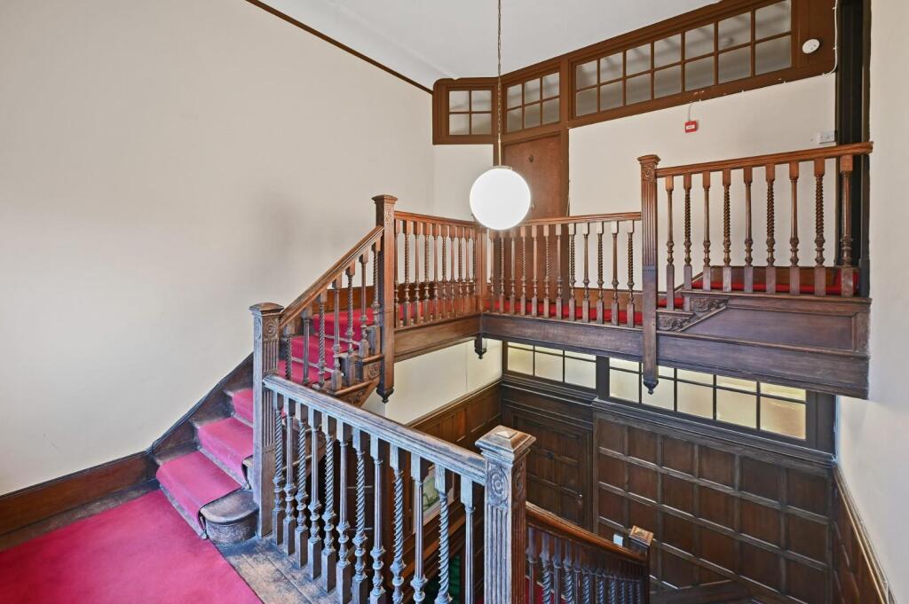 REE - 70C Castlebar Road - Landing3 (1).jpg