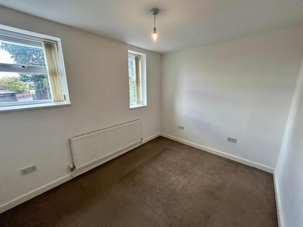 WhatsApp Image 2025-09-24 at 15.14.20_2857bb7e.jpg