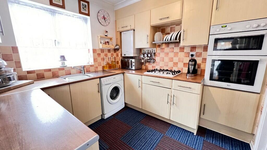Fitted Kitchen