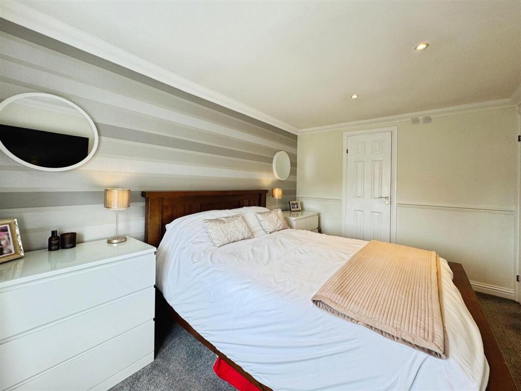 c13c96a8--43CF-8828-3C3CB415B955-29310-000015CED31