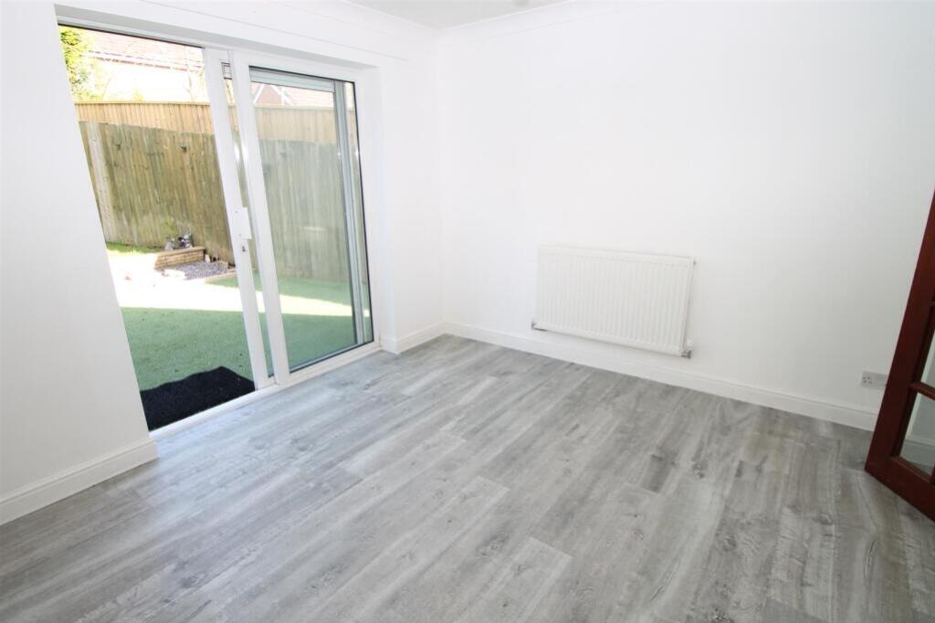 13400_33814495_IMG_08_0000