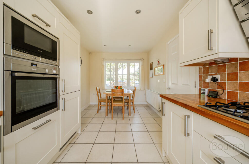 e3262799-9f87-411...