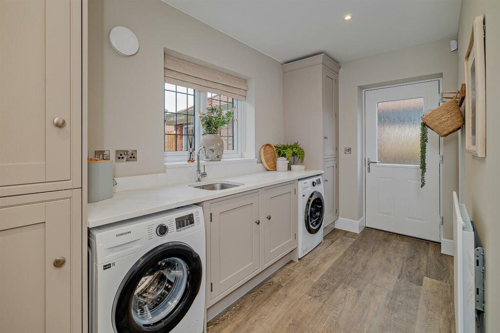 8627223-stills-interior15(1)-800.jpg