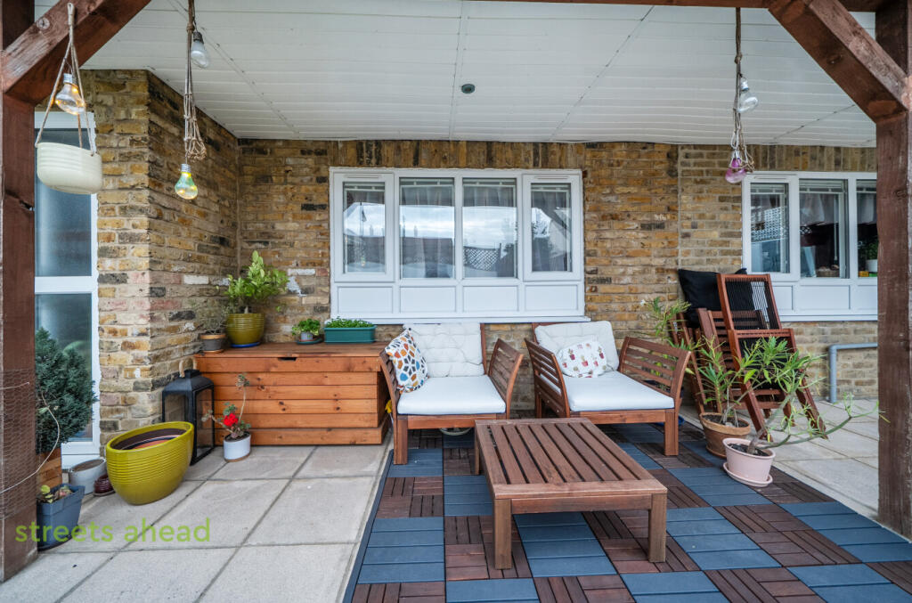 5c8bddaa-110c-48c...