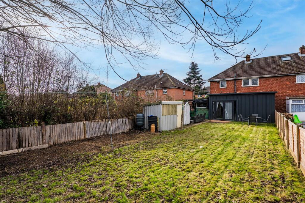43 Addlington Avenue-09.jpg