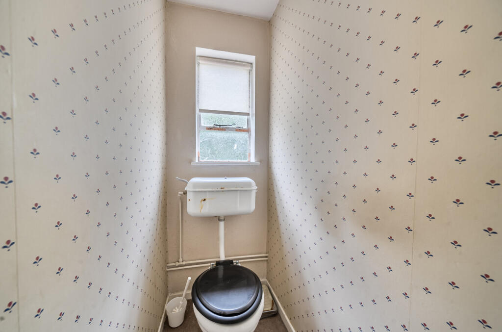 1346134-12-68b1f1...