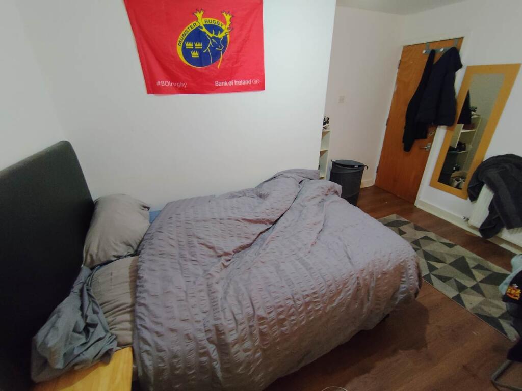 Ground floor front b