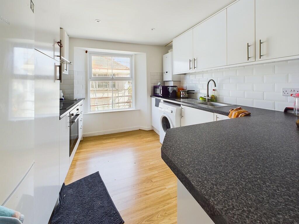 Kitchen b
