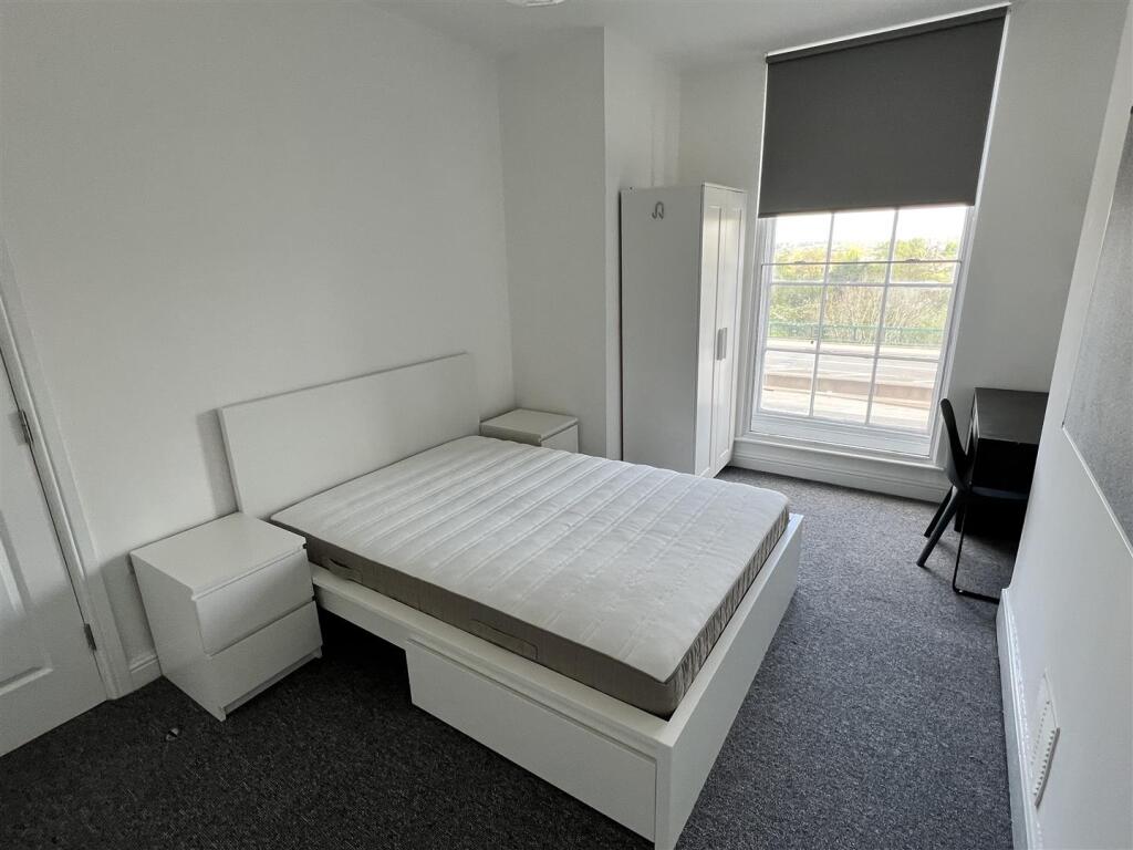 Room 5