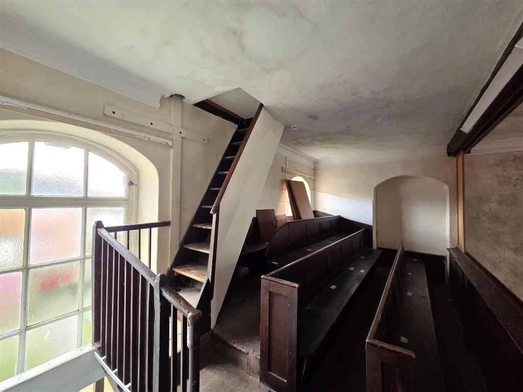 Bradenstoke - Mezzanine.jpg