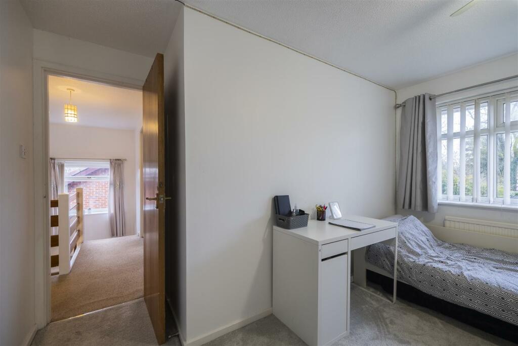 3 Abbots Way-023.JPG