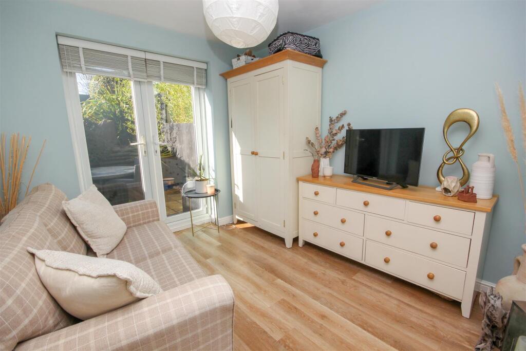 Bedroom 4 Sitting Room.jpg