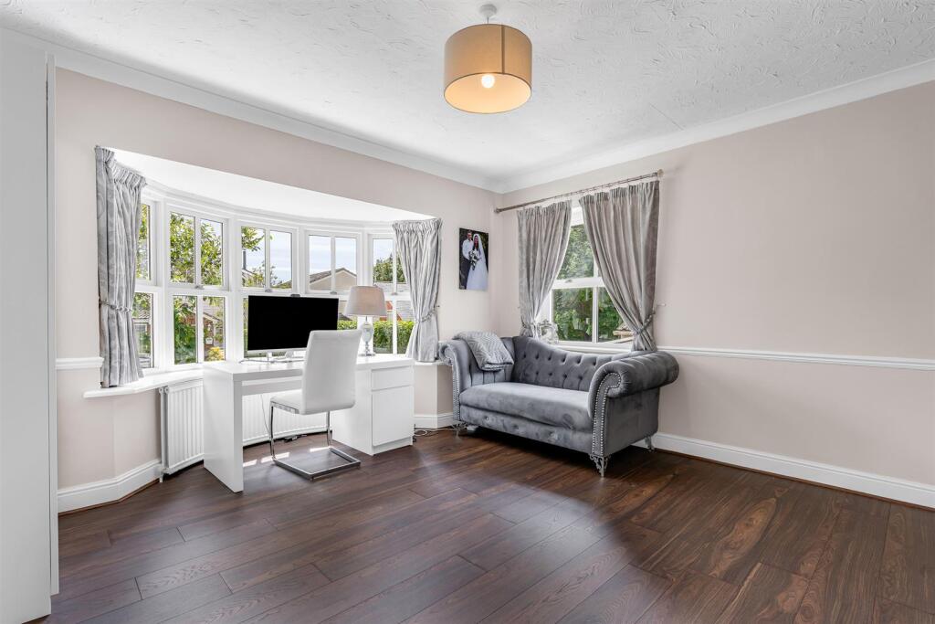 GROUND FLOOR OFFICE/BEDROOM 5