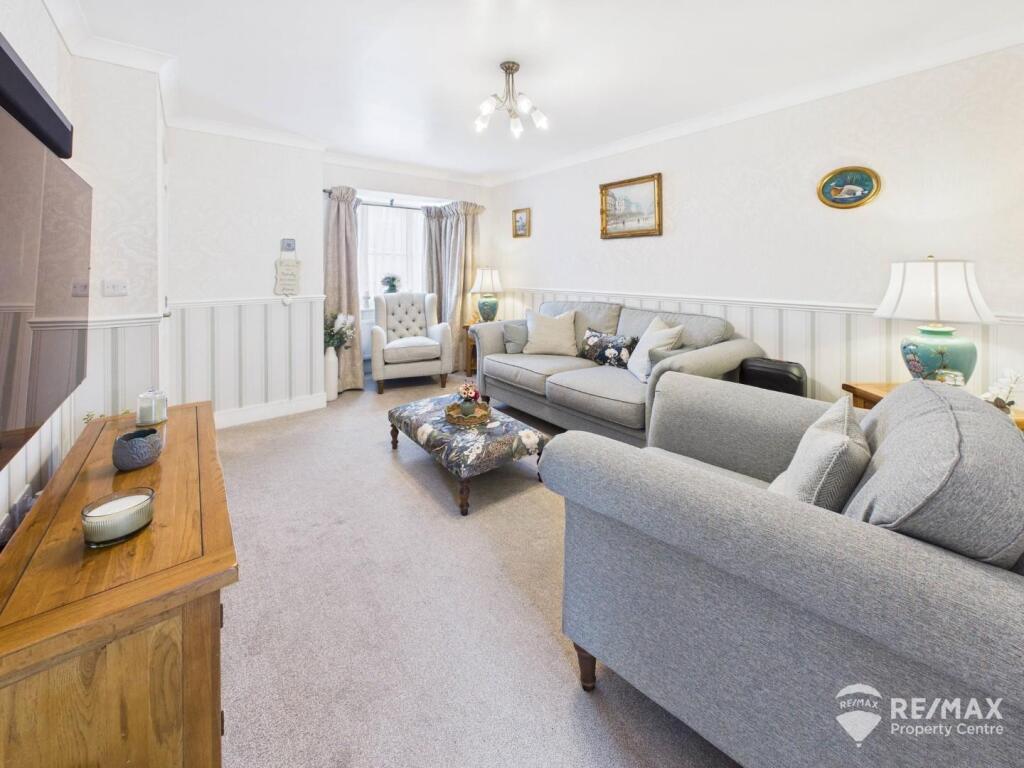 Living Room.jpg