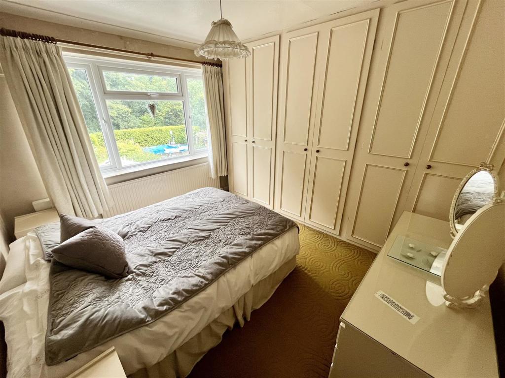 Bedroom 2.jpg