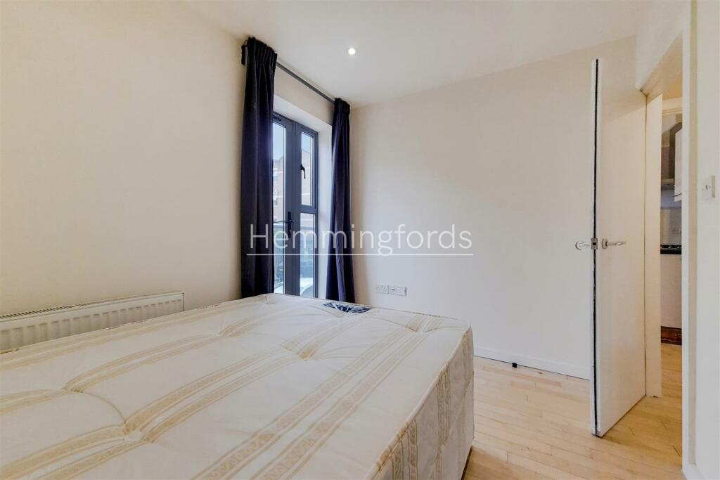 2_Bedroom-1.jpg