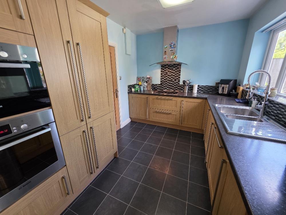 Fitted Kitchen