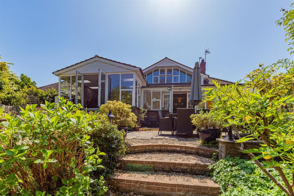 Cyncoed Rise 8-37.jpg