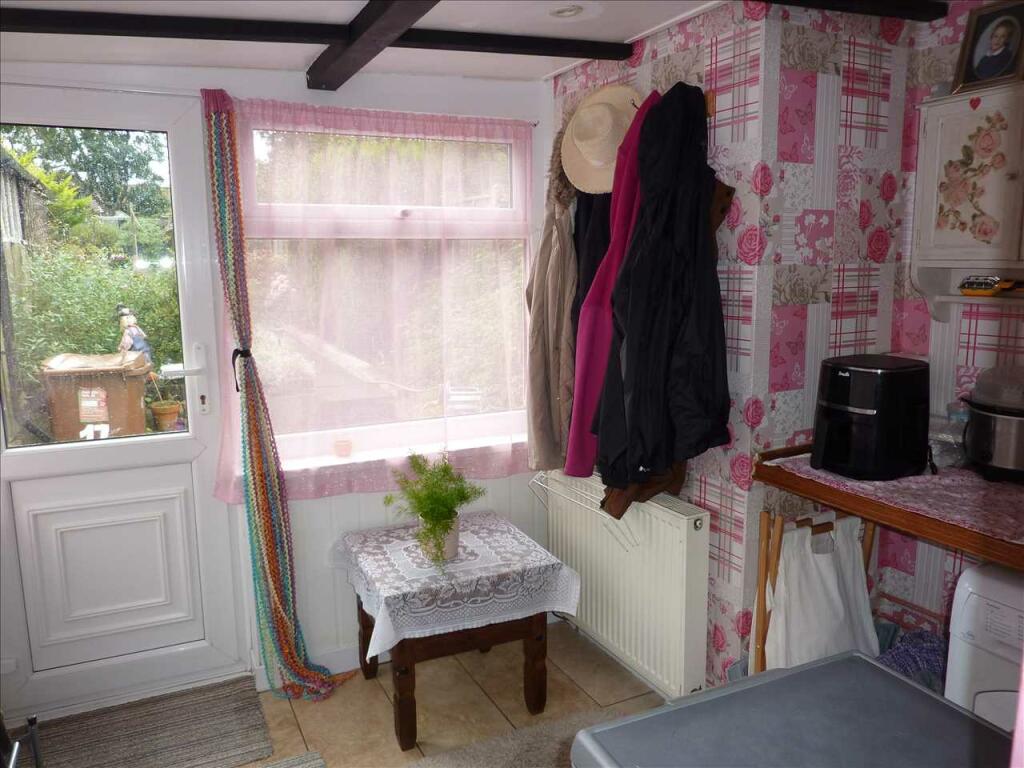 UTILITY/GARDEN ROOM