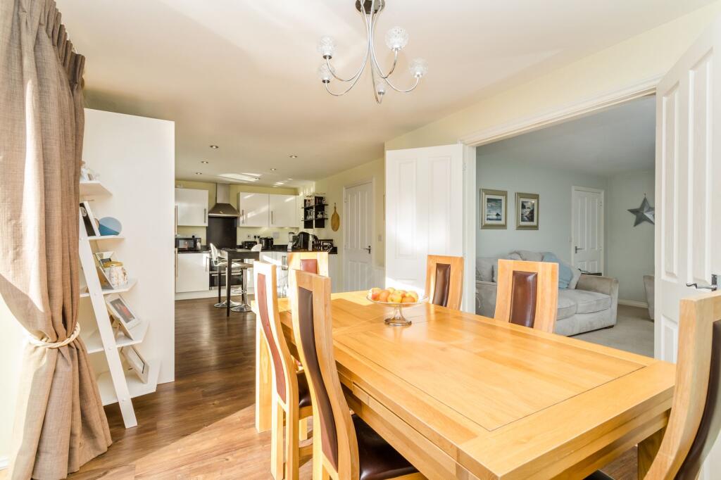 Kitchen/Dining