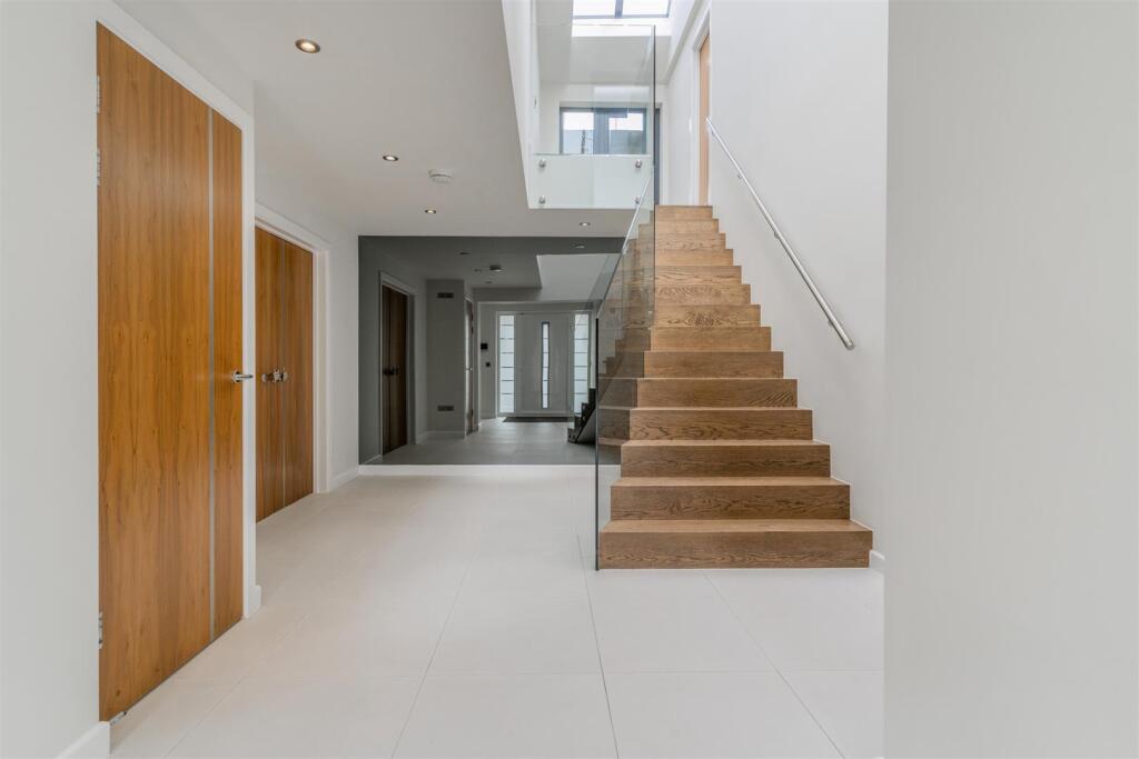 72 Dyke Road Low Res-3.jpg