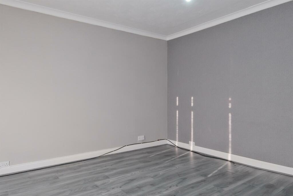 007-86 Omoa Road Cleland, ML1 5RE.jpg