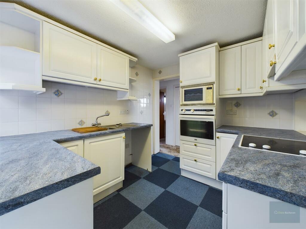 CAM02563G0-PR0046-ST