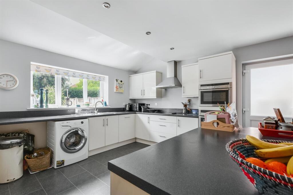 Kitchen Diner_2.jpeg