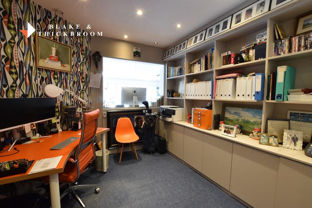 OFFICE/STUDY