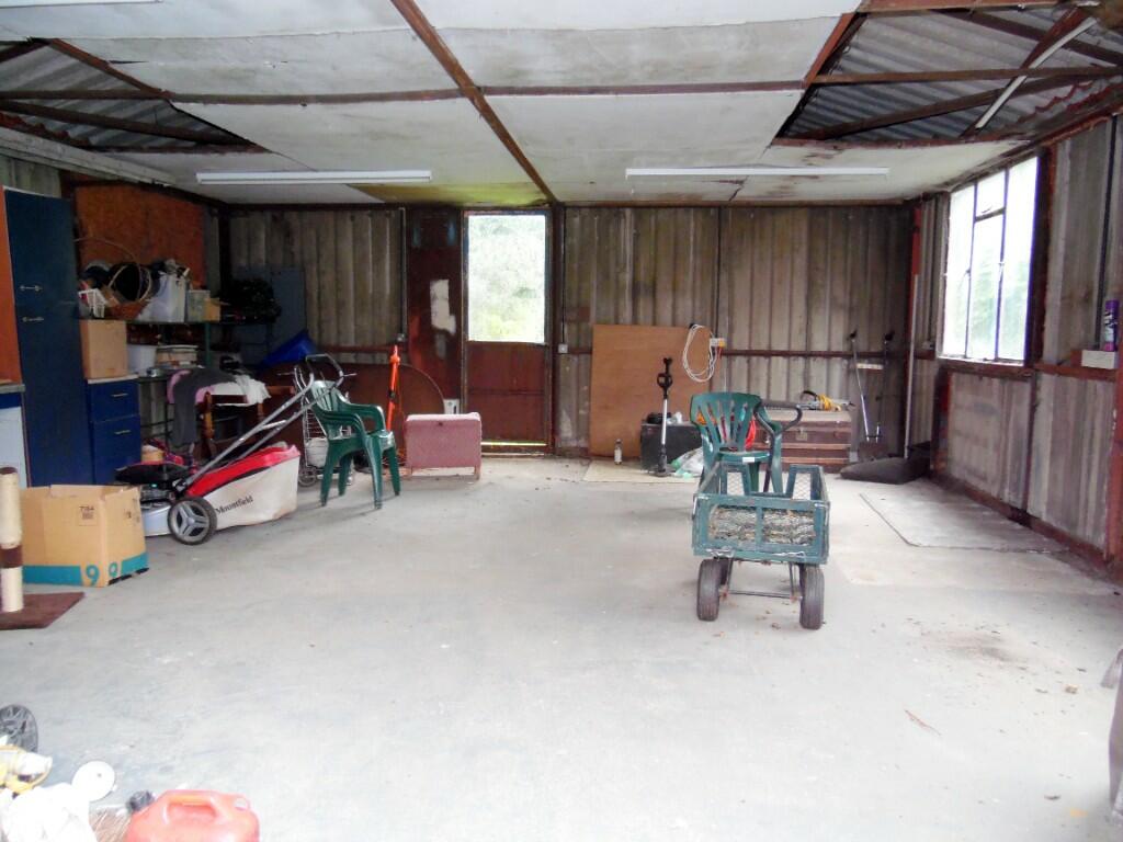 GARAGE/WORKSHOP