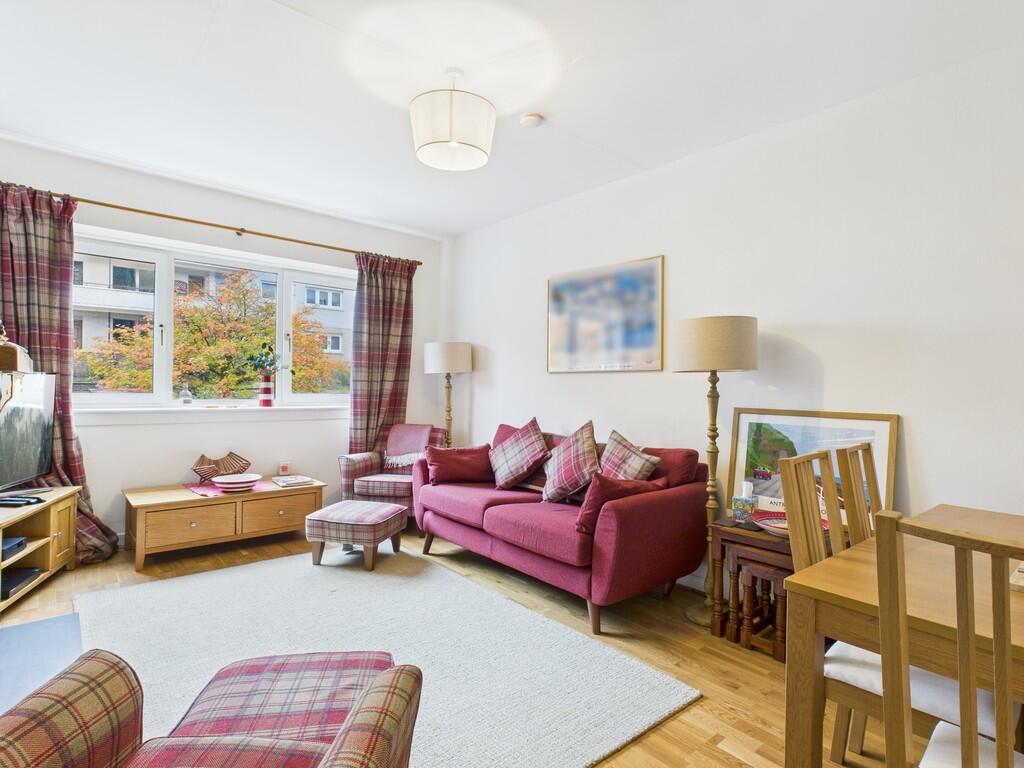 CAM05526G0-PR0054...