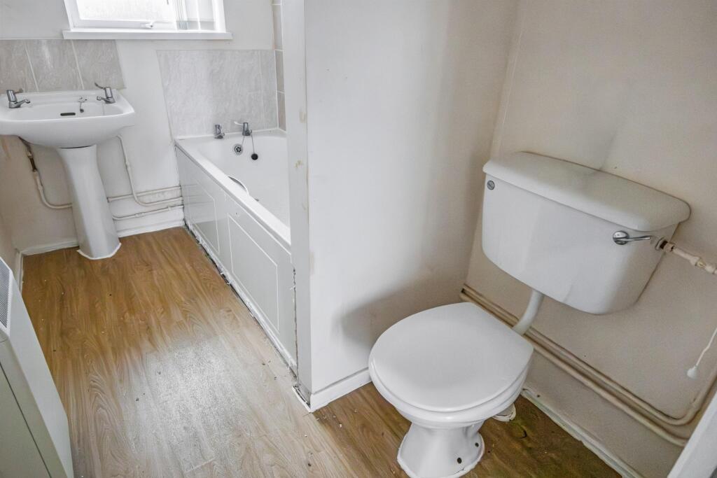 51 Martins Croft, Colerne, Wiltshire, SN14 8DT