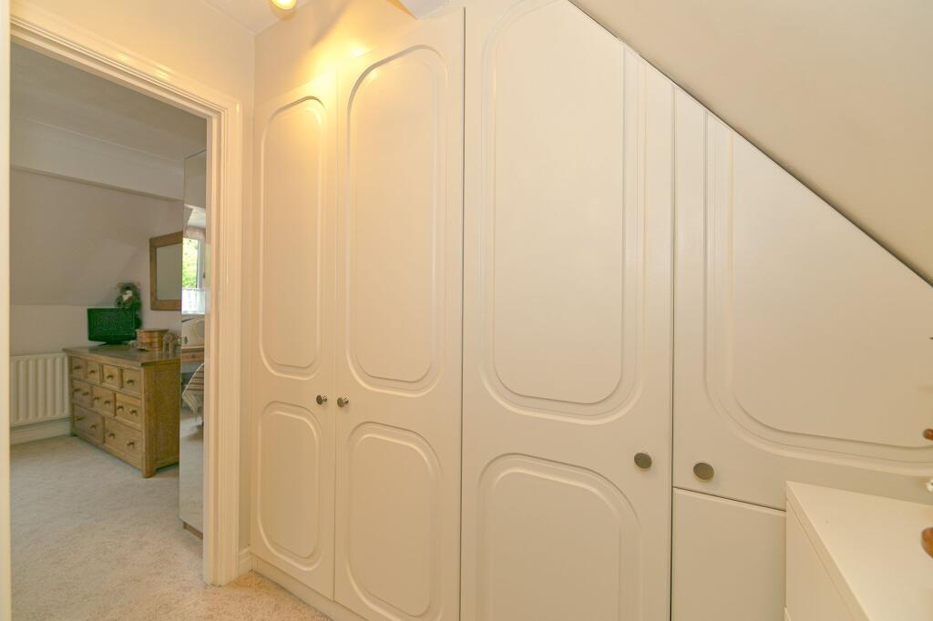 Principal Dressing Area