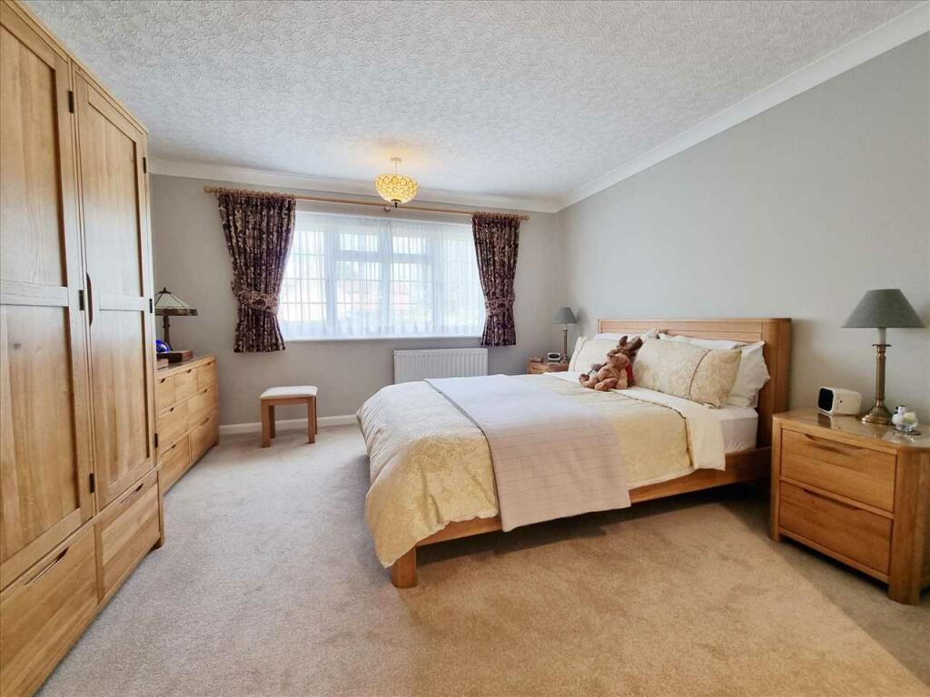 Bedroom 1: