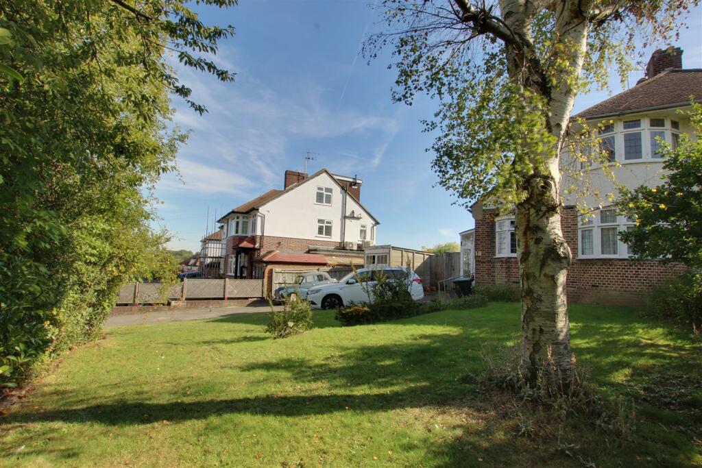 Front Garden- Uplands Way, Winchmore Hill, London,