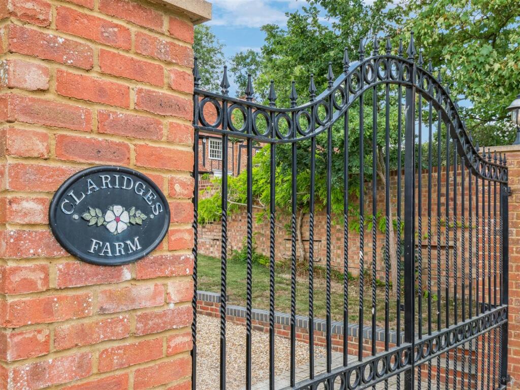 Claridges Farm