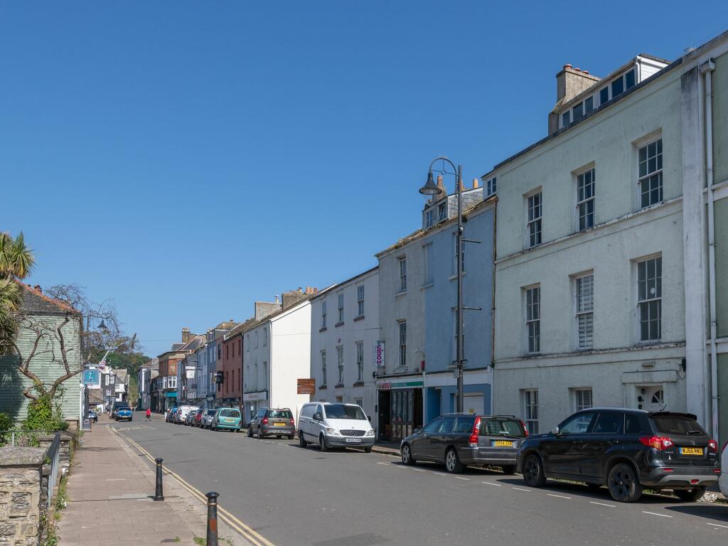 Street View -Dart Retreat, Dartmouth