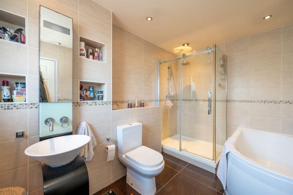 14 Sandy Point Road 24 26.jpg