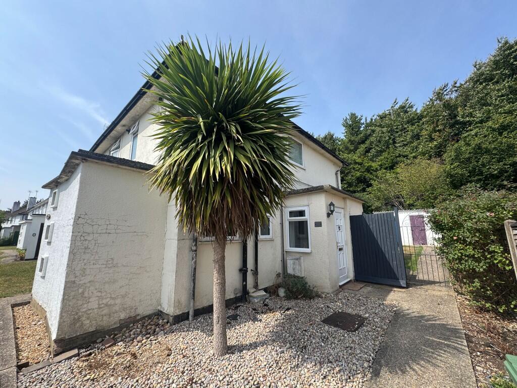 Stratfield Road, Basingstoke, Hampshire, RG21