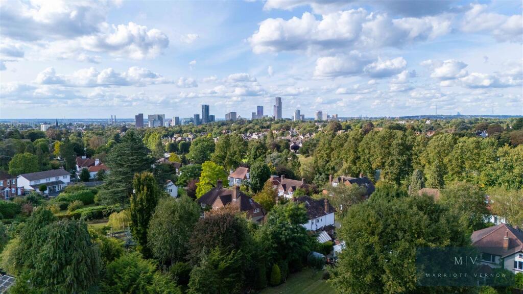 Manor Gardens 4 D MV-13.jpg