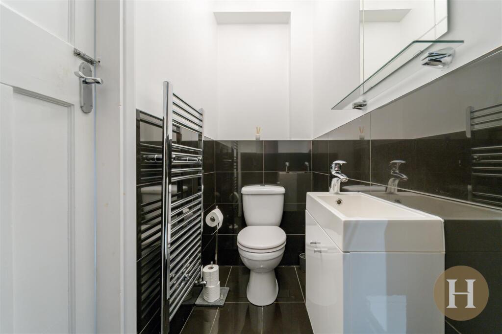 Hadleigh Estate Agents-5.jpg