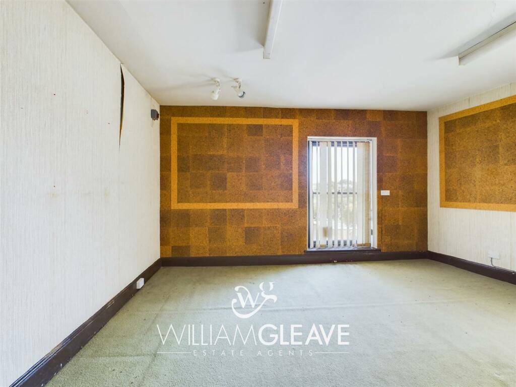 CAM01391G0-PR0125-ST