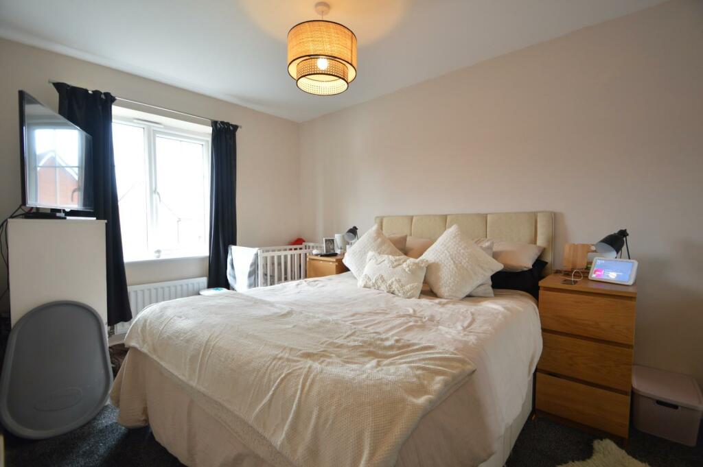 6 Starling Close bedroom one.JPG