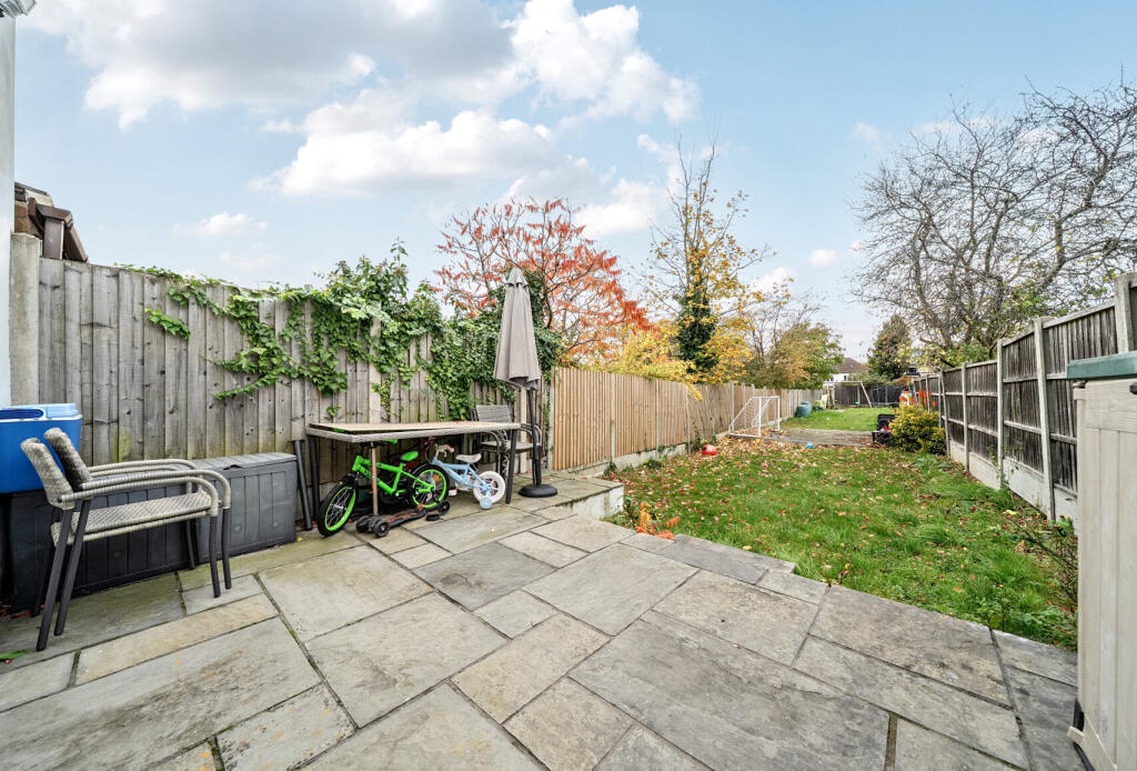 1376305-17-690b61...