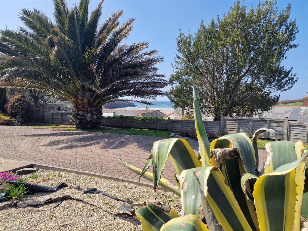 Front Garden views.