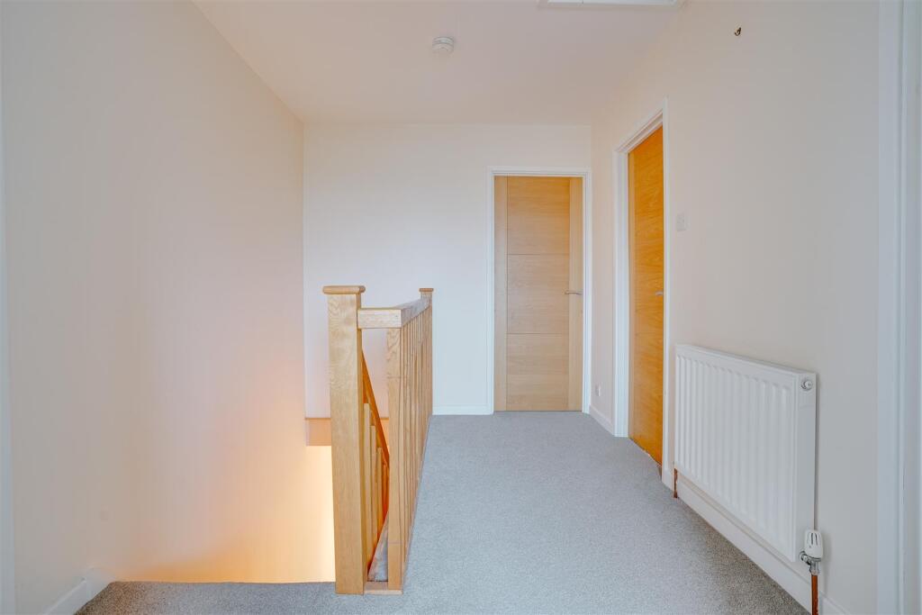 16 Trinity Dr-16 Trinity Dr, Newmarket--33.jpg