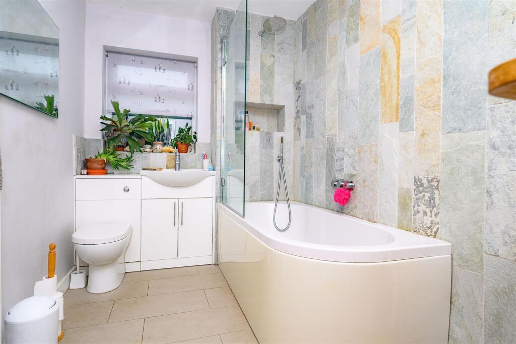WaterLane_67.jpg