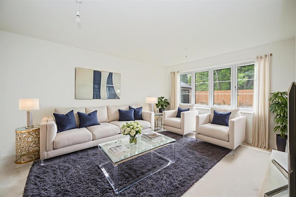 l5 - Living Room - Modern - 12.jpg