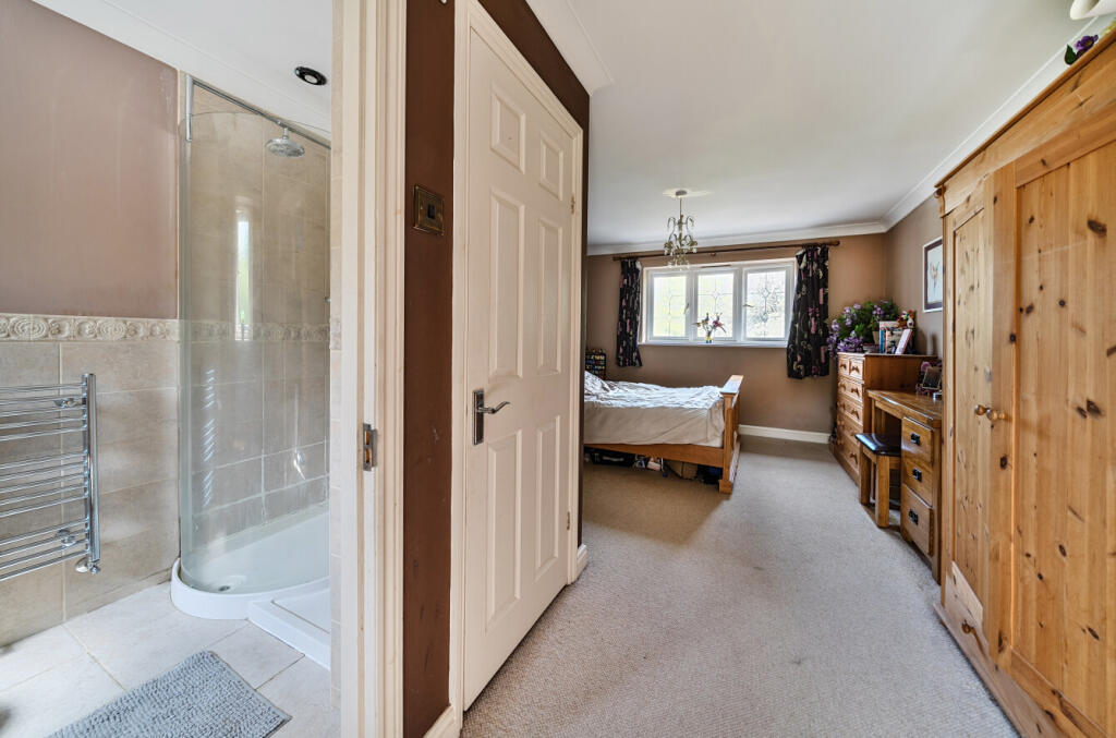 31-681c9f085a1f8-...